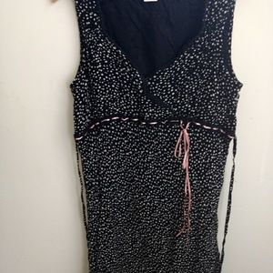 Polka dot maternity dress